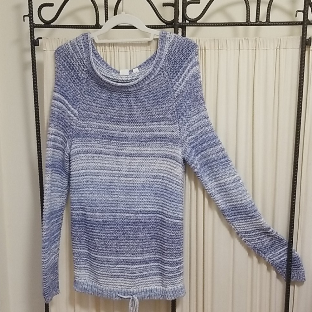 GAP SWEATER with Tie at the Bottom